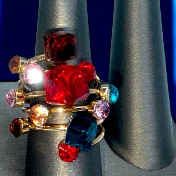 Fancy Cocktail Ring l Multi-Faceted  Gold Band l Size 6 l New - Picture 14 of 14